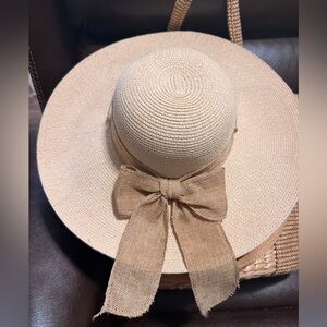 Women's Wide Brim Straw Sun Hat with Bow - Beige